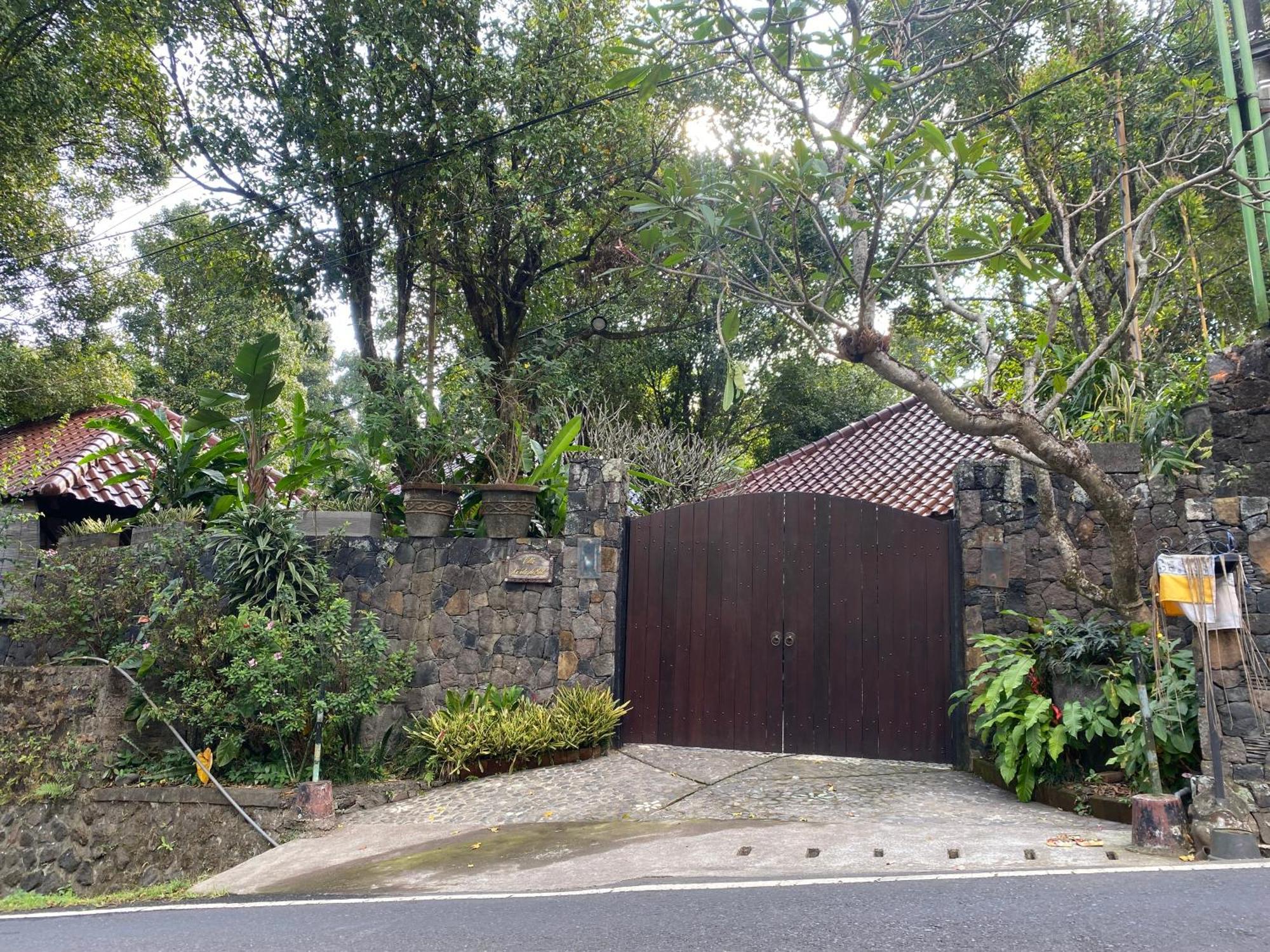 Bali Barn Village Munduk (Bali) Exterior photo